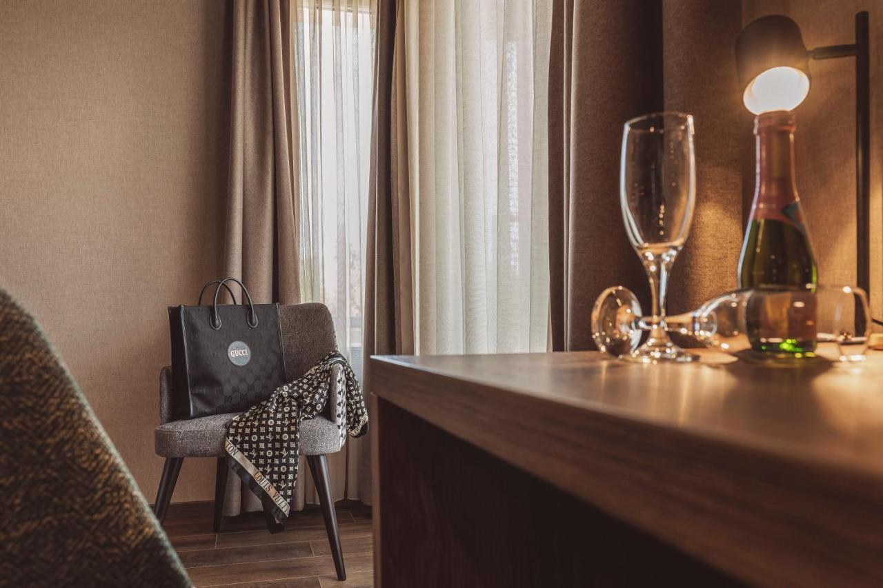Mediterraneo Luxury Room Esztergom Exterior photo