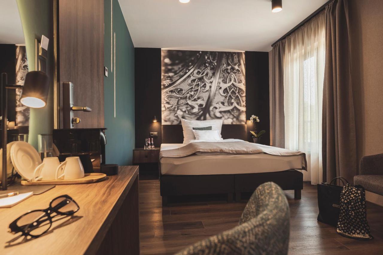 Mediterraneo Luxury Room Esztergom Exterior photo